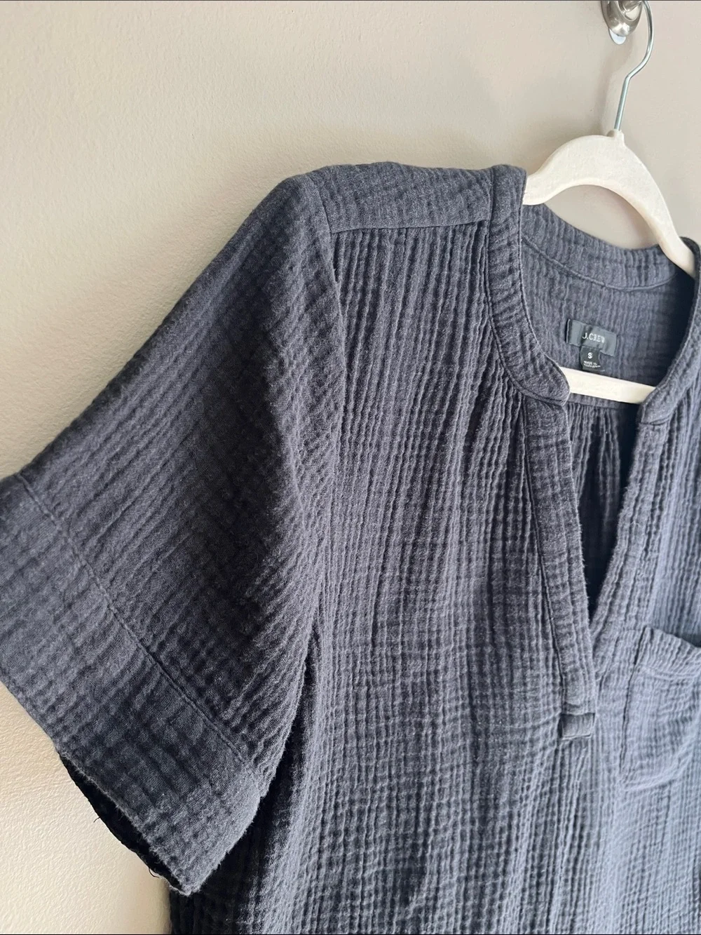 J Crew V-neck Double-Gauze Popover black Top size small